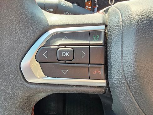 Used 2023 Jeep Compass Trailhawk AWD/4WD image 23