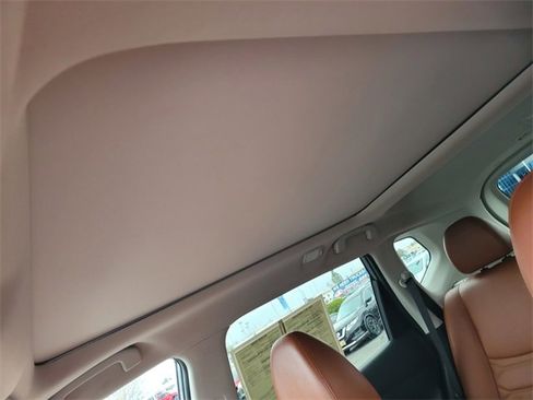 Used 2019 Nissan Rogue SL w/ Premium Package image 21