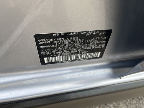 Used 2025 Subaru Crosstrek 2.5i Premium AWD/4WD image 26