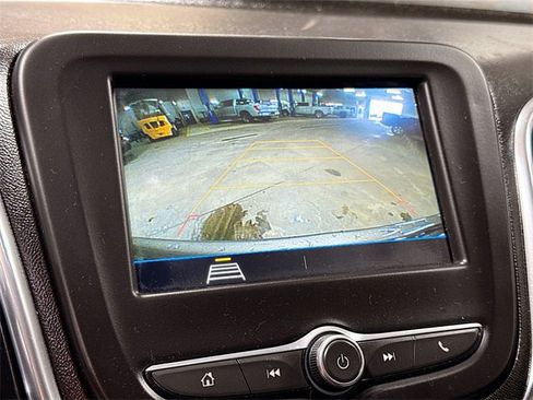 Used 2019 Chevrolet Equinox LS w/ LS Convenience Package image 15