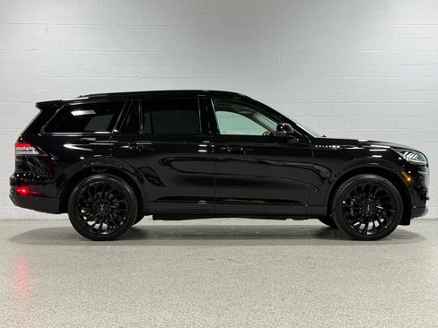 Used 2022 Lincoln Aviator Reserve w/ Equipment Group 201A image 5