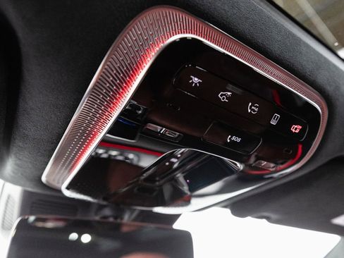 Used 2025 Mercedes-Benz S 63 AMG S image 24