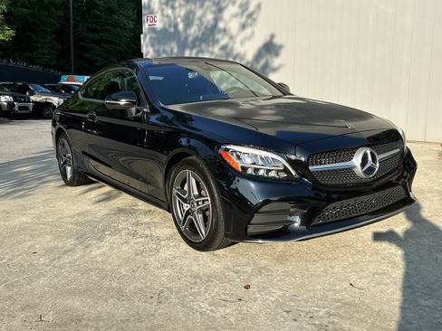 Used 2019 Mercedes-Benz C 300 4MATIC Coupe image 4