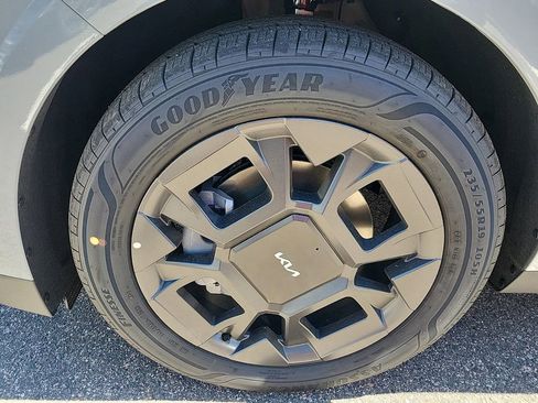 New 2026 Kia Carnival SX image 7