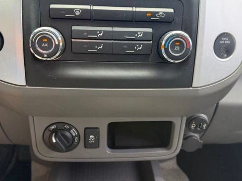 Used 2017 Nissan Frontier SV AWD/4WD image 27