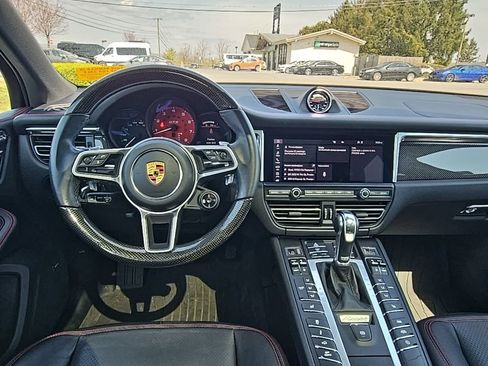 Used 2021 Porsche Macan GTS image 2