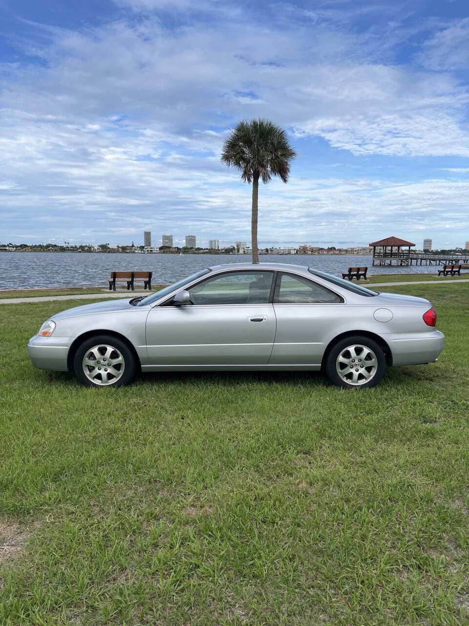 Used 2001 Acura CL FWD image 2