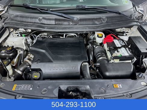 Used 2018 Ford Explorer Platinum image 32