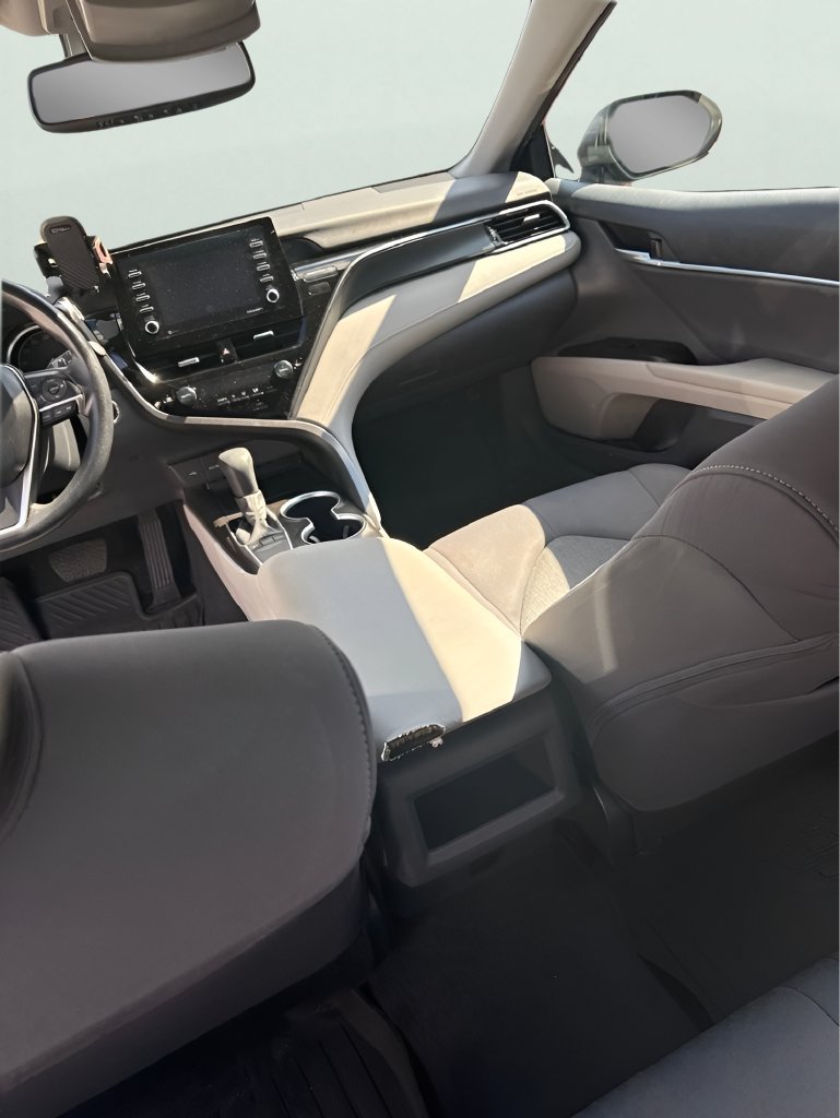 Used 2024 Toyota Camry LE w/ Convenience Package FWD image 10