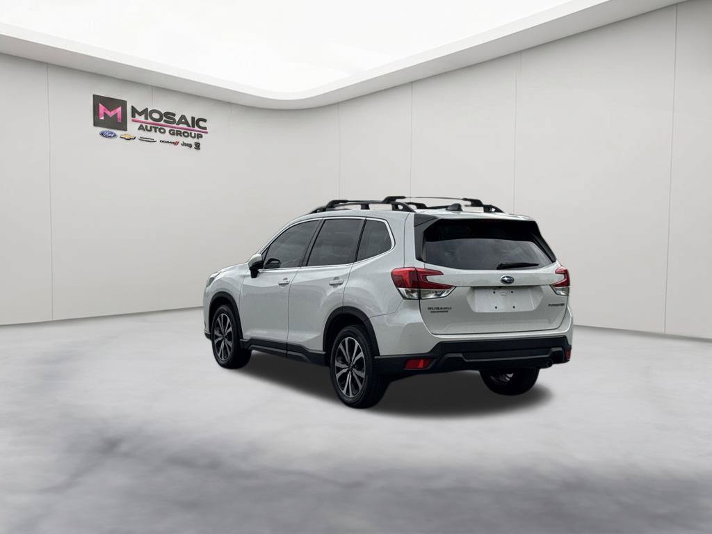 Used 2024 Subaru Forester Limited AWD/4WD image 7