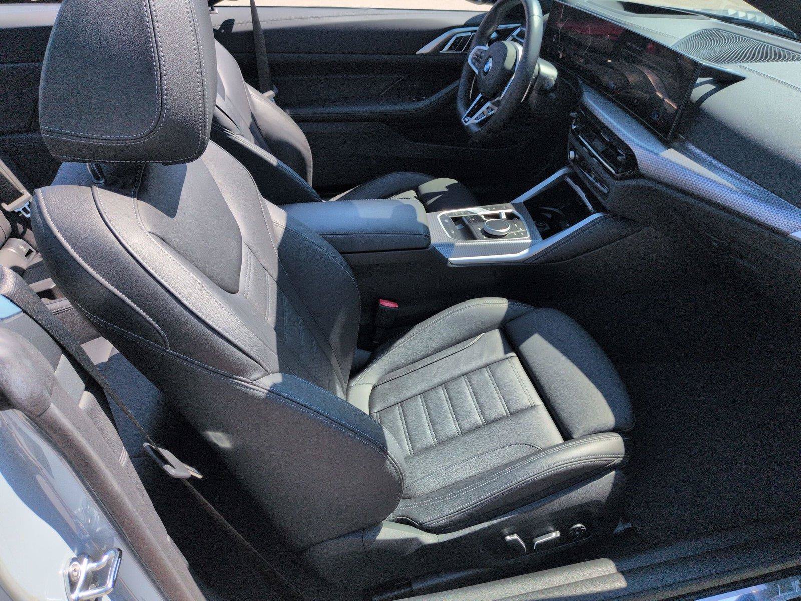 Used 2025 BMW 430i Convertible w/ M Sport Package RWD image 39