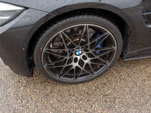 Used 2018 BMW M3 RWD image 11