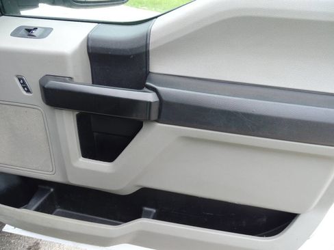 Used 2019 Ford F250 XL w/ Power Equipment Group image 29