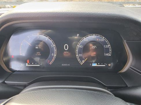 Used 2022 Jeep Grand Cherokee L Altitude image 11