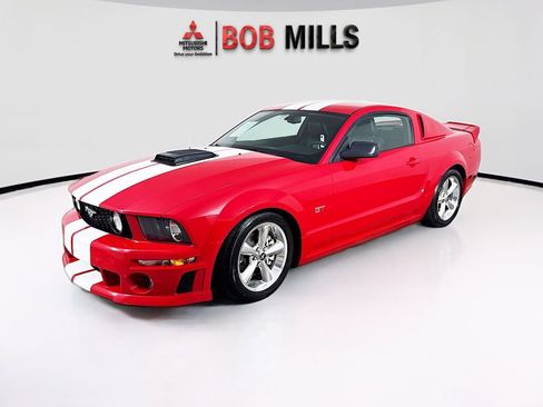 Used 2007 Ford Mustang GT Premium RWD image 3