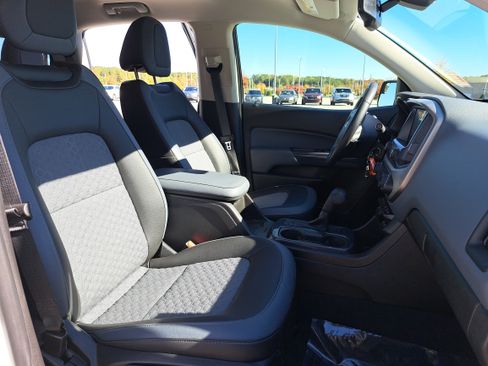 Used 2019 Chevrolet Colorado Z71 image 10