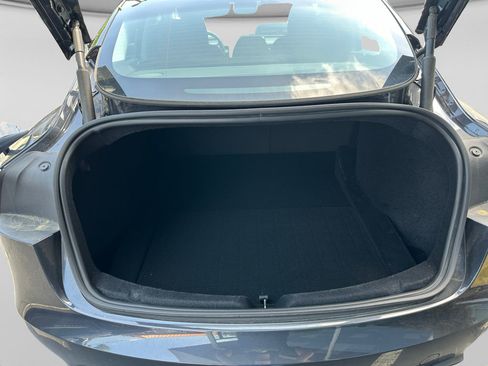 Used 2025 Tesla Model 3 Long Range AWD/4WD image 18