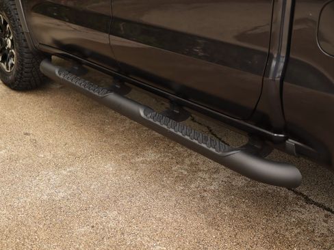 Used 2024 Chevrolet Silverado 1500 ZR2 AWD/4WD image 43