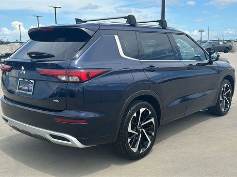 Used 2022 Mitsubishi Outlander SEL AWD/4WD image 13