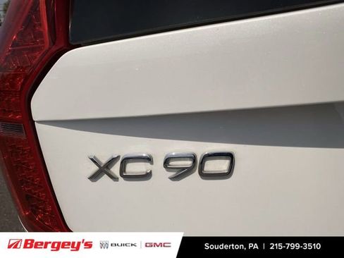 Used 2024 Volvo XC90 B6 Plus AWD/4WD image 35