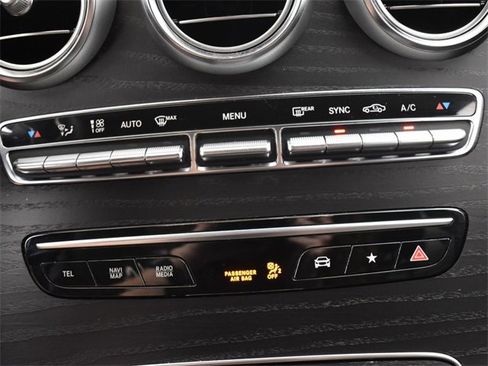 Used 2022 Mercedes-Benz GLC 300 image 19