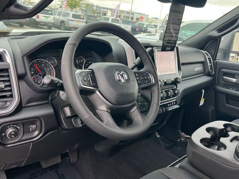 New 2026 RAM 2500 Big Horn AWD/4WD image 19