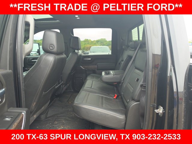 Used 2022 GMC Sierra 3500 Denali AWD/4WD image 8