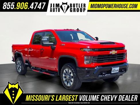 Used 2025 Chevrolet Silverado 2500 Custom w/ Custom Convenience Package AWD/4WD image 24