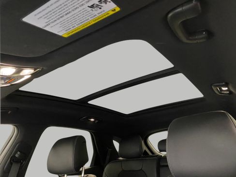 Used 2024 Genesis GV70 2.5T w/ Sport Prestige Package image 37