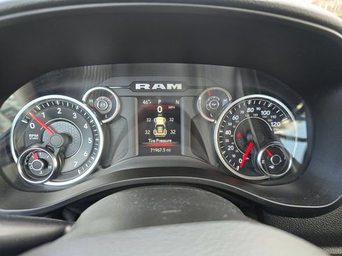 Used 2020 RAM 1500 Big Horn AWD/4WD image 18