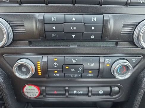 Used 2016 Ford Mustang GT RWD image 25