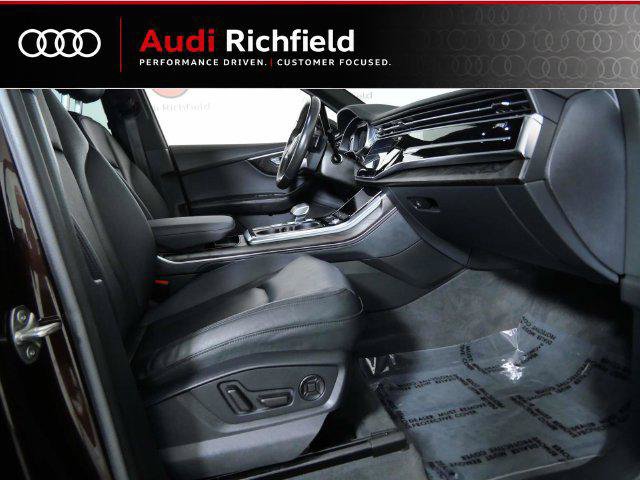 Used 2022 Audi Q7 3.0T Premium Plus w/ Premium Plus Package AWD/4WD image 27