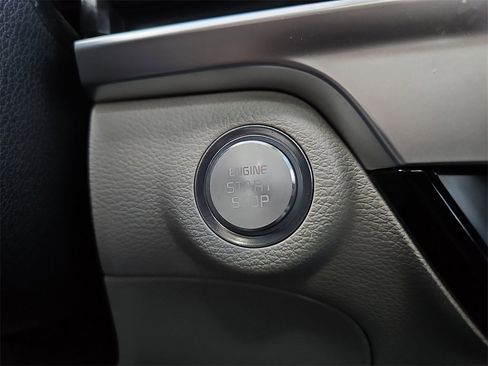 Used 2023 Kia Telluride EX w/ EX Captain's Chair Package image 26