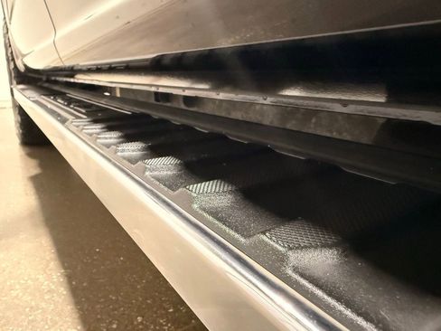 Used 2021 Ford F150 Lariat image 12