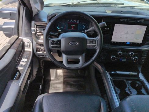 Used 2024 Ford F250 Lariat w/ Sport Appearance Package image 17