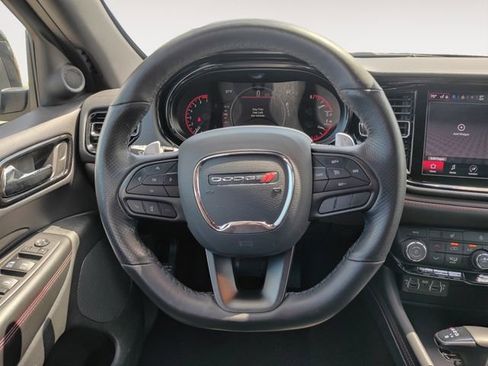 Used 2025 Dodge Durango GT AWD/4WD image 12
