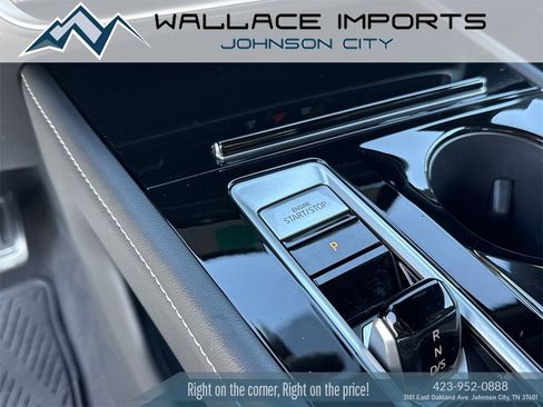 Used 2024 Volkswagen Atlas Cross Sport SEL Premium R-Line image 16