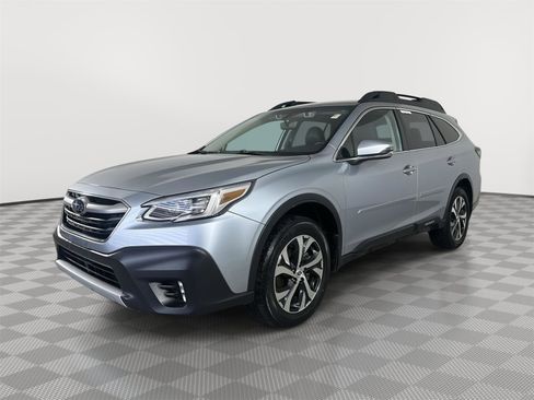 Used 2020 Subaru Outback Limited w/ Popular Package #2 AWD/4WD image 3