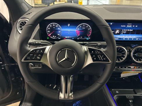 New 2026 Mercedes-Benz GLA 250 4MATIC image 7