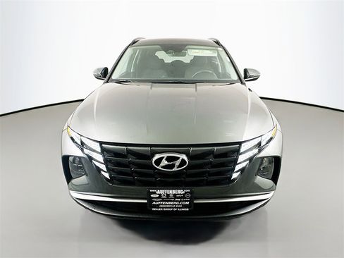 Used 2022 Hyundai Tucson SEL w/ Winter Package image 2