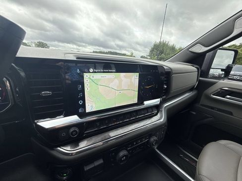 Certified 2025 Chevrolet Silverado 2500 LTZ w/ LTZ Premium Package AWD/4WD image 20