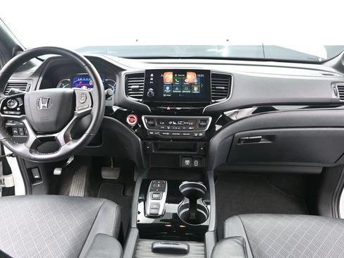 Used 2020 Honda Passport Touring image 32