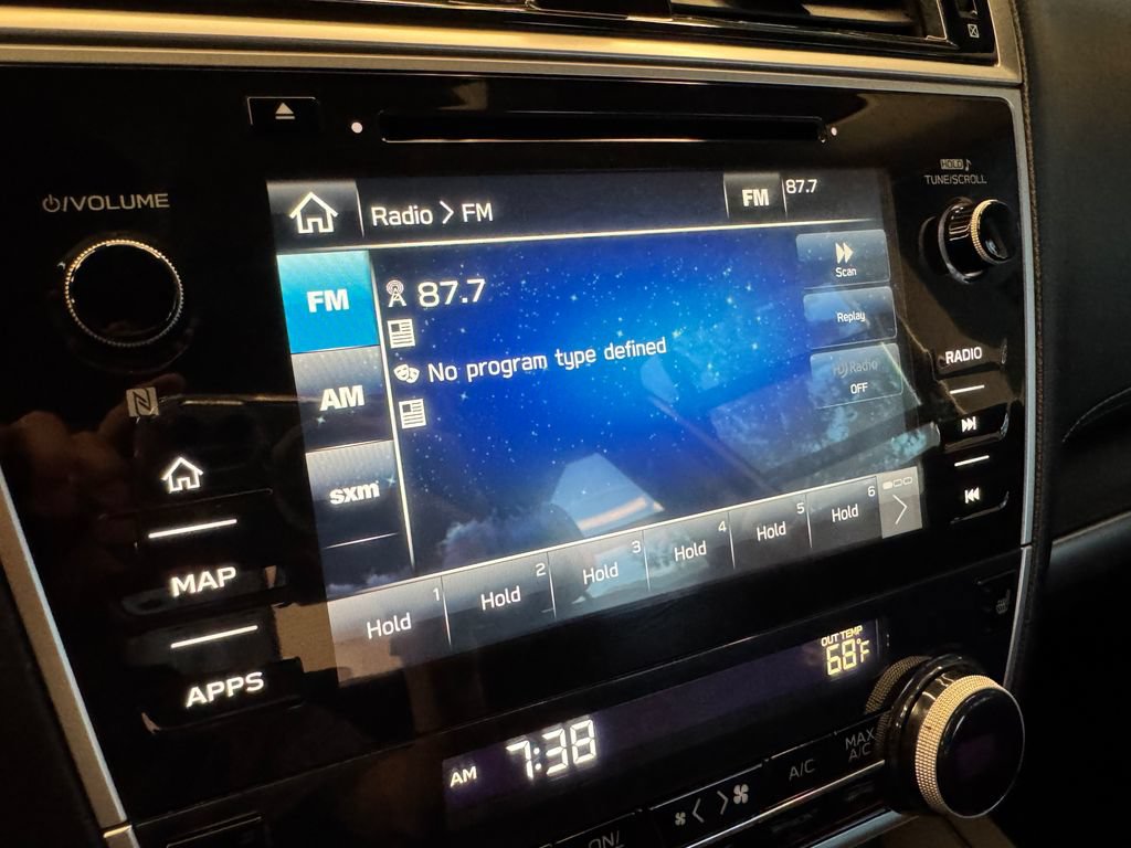 Used 2018 Subaru Legacy 2.5i Limited AWD/4WD image 13