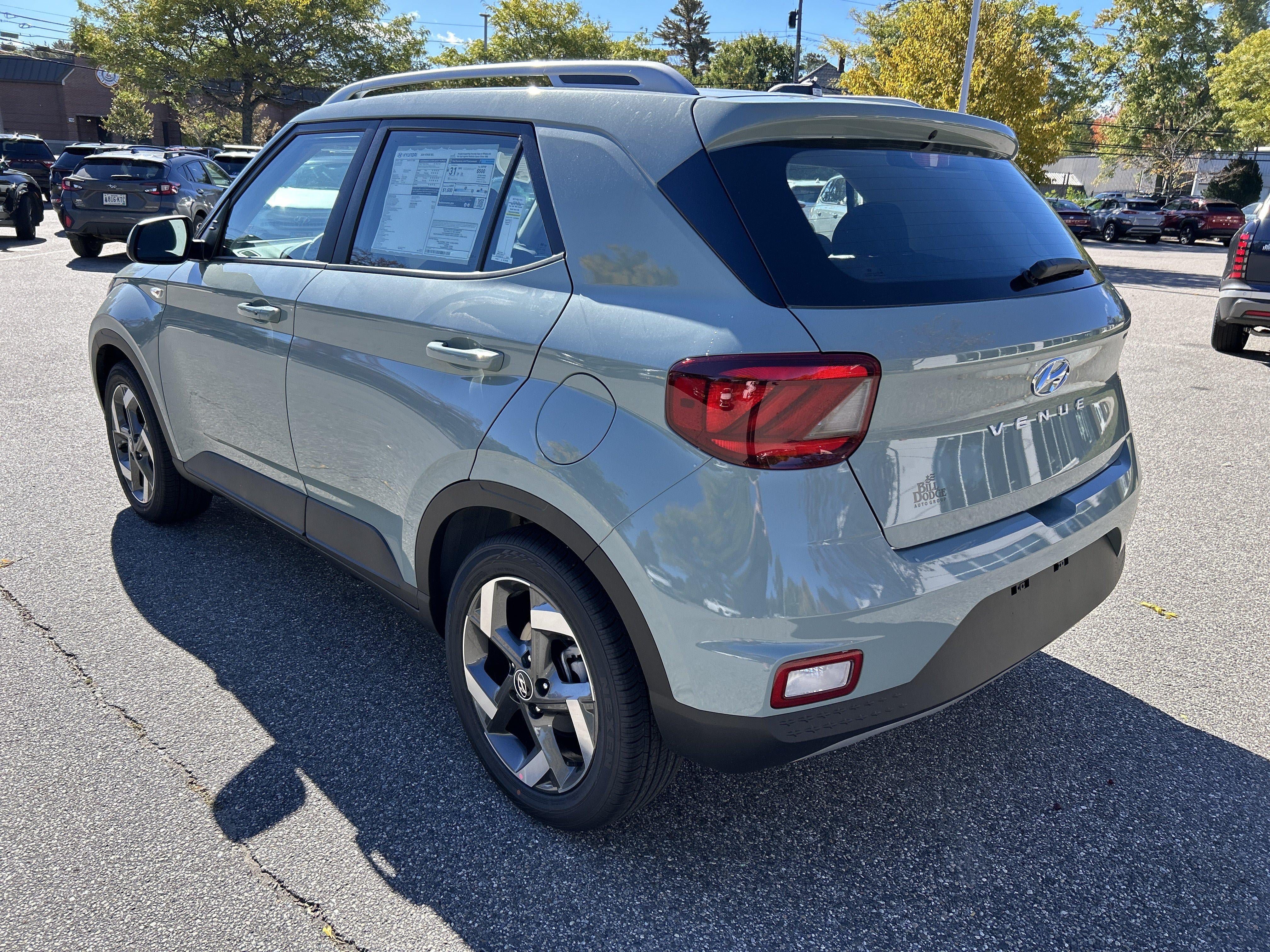 New 2026 Hyundai Venue SEL FWD image 34