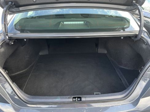 Used 2025 Toyota Camry LE image 31