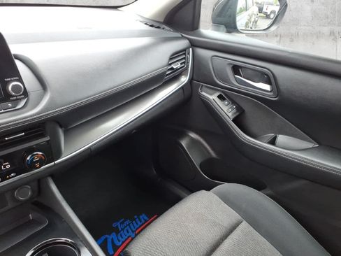 Used 2024 Nissan Rogue SV AWD/4WD image 22