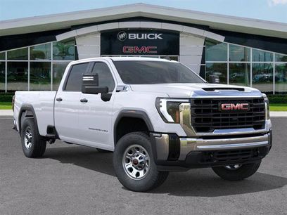 New 2025 GMC Sierra 2500 Pro w/ Convenience Package