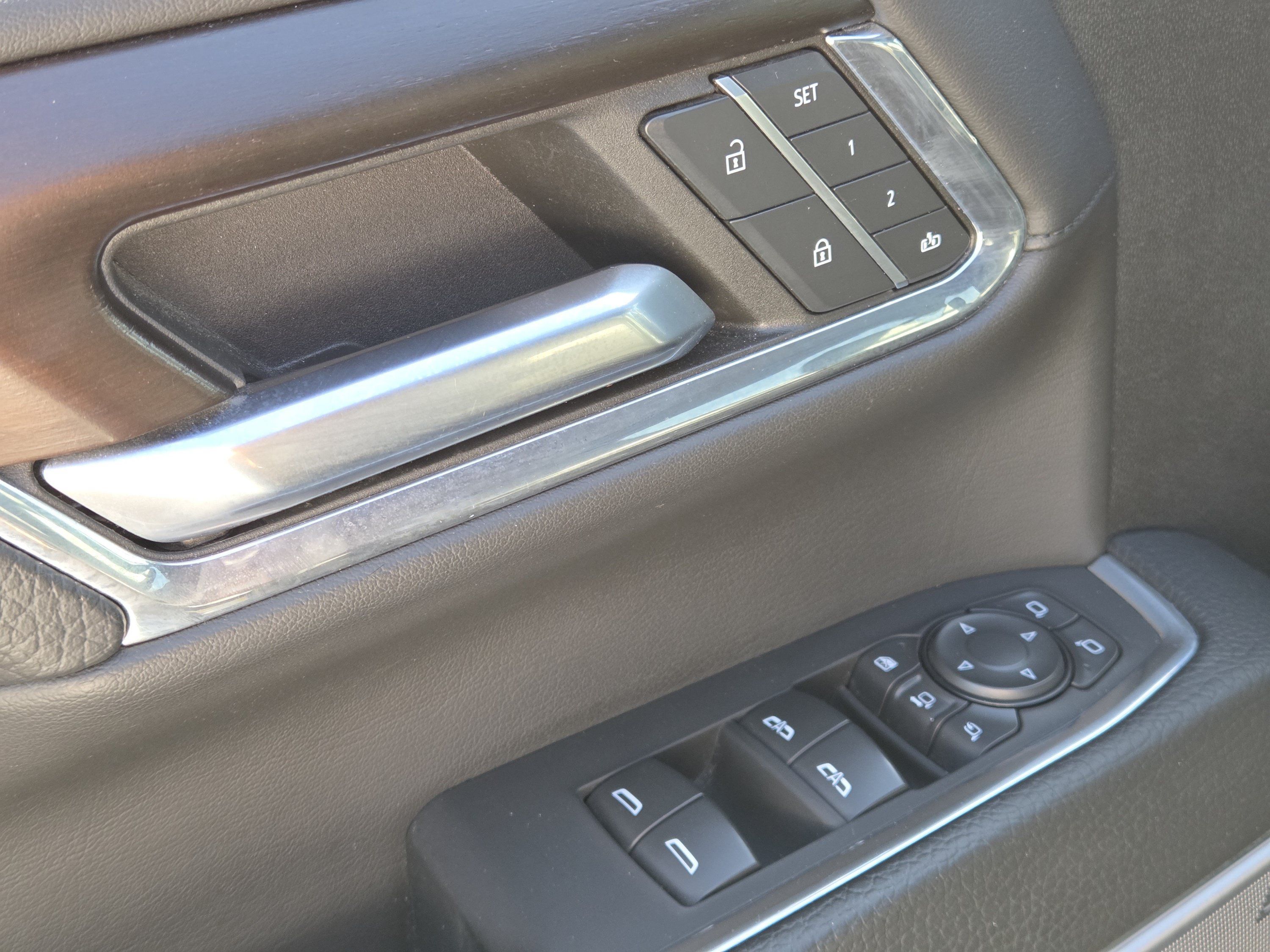 Used 2024 GMC Sierra 2500 Denali AWD/4WD image 37
