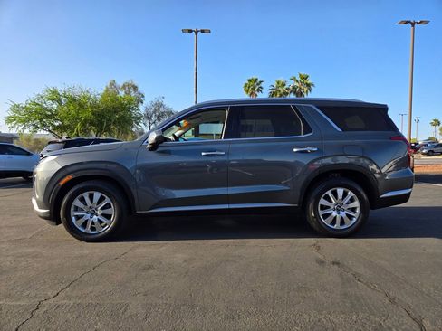 Used 2024 Hyundai Palisade SEL FWD image 3