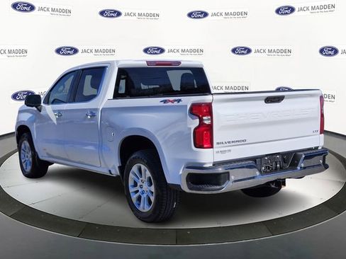 Used 2023 Chevrolet Silverado 1500 LTZ image 3
